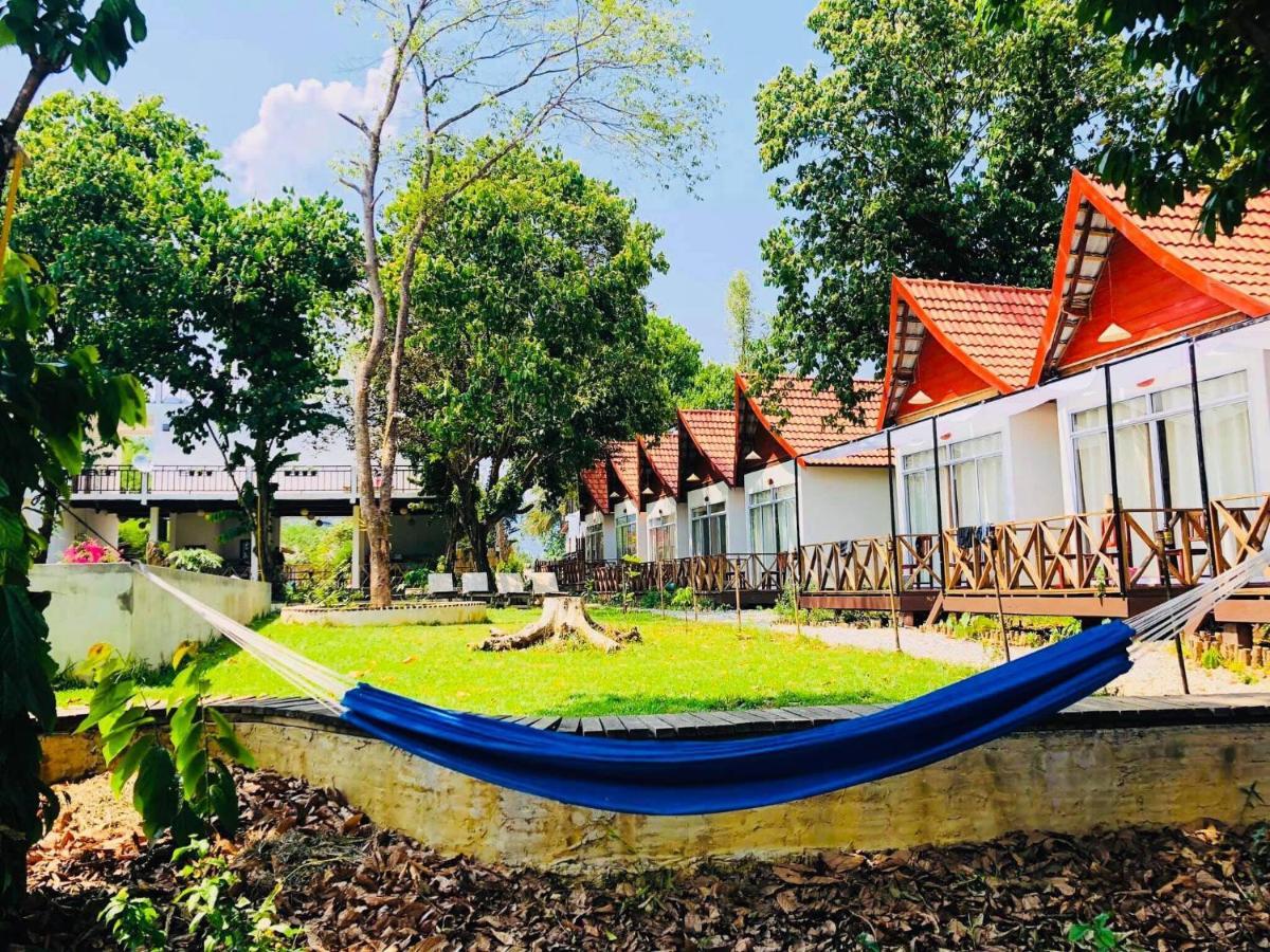 Jungle Paradise Vangvieng - Bungalows Vang Vieng Buitenkant foto